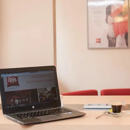 Easyhotel Old Town Szálloda 2*