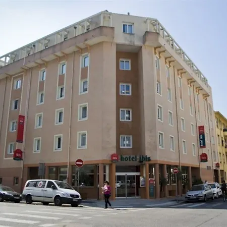 Easyhotel Old Town ホテル