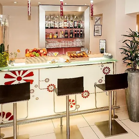 Szálloda Easyhotel Old Town Nizza