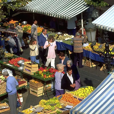 Szálloda Easyhotel Old Town