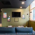 Easyhotel Old Town Hotel