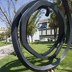 Easyhotel Old Town 2*