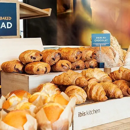 Easyhotel Old Town Hotel 2*