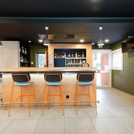 Easyhotel Old Town ניס