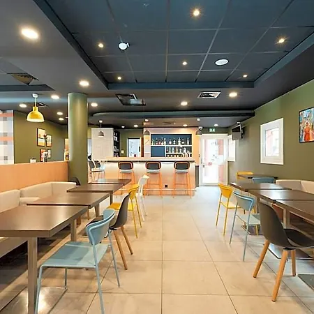 Hotel Easyhotel Old Town 2*