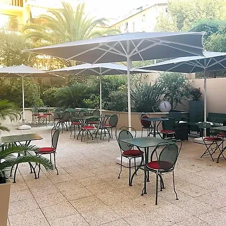 Easyhotel Old Town