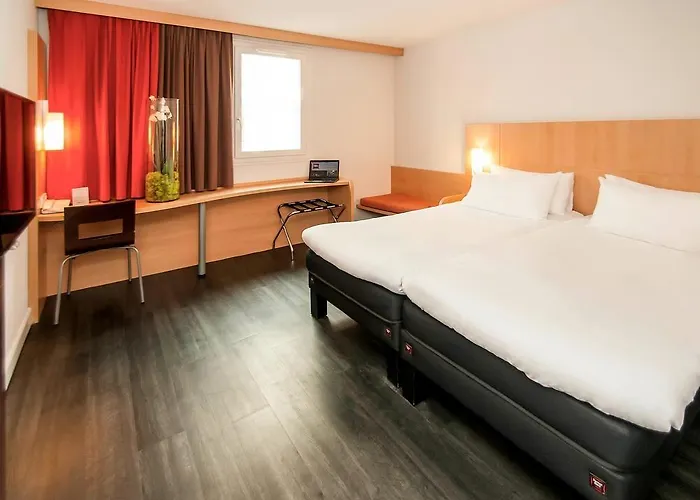 Hotel Easyhotel Old Town 2*