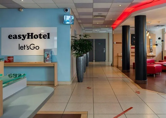 Easyhotel Old Town Hotel 2*