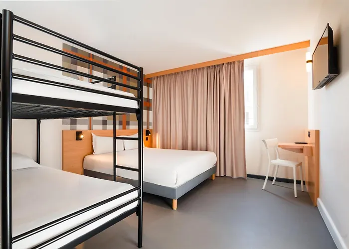 Hotel Easyhotel Old Town 2*