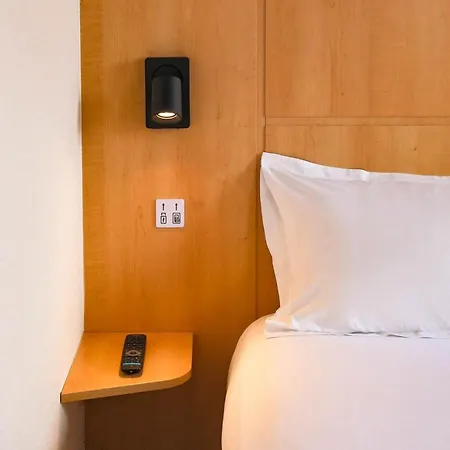 Easyhotel Palais Des Congrès – Old Town 2* Nice